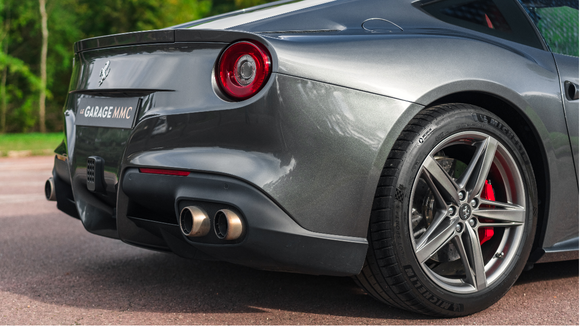 Ferrari F12 BERLINETTA